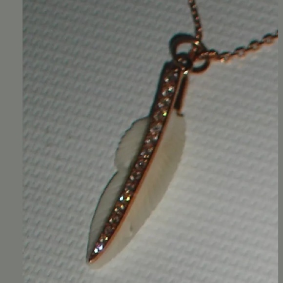 Jacquie Aiche Feather Charm 14K Rose Gold Diamonds - Picture 3 of 8